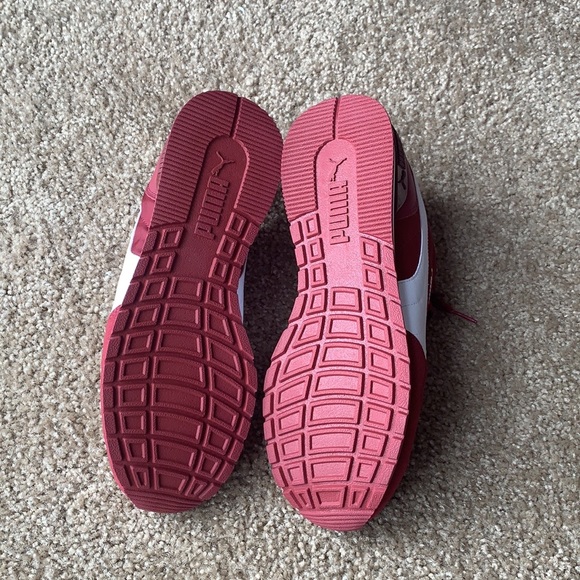 Puma - Picture 6 of 8